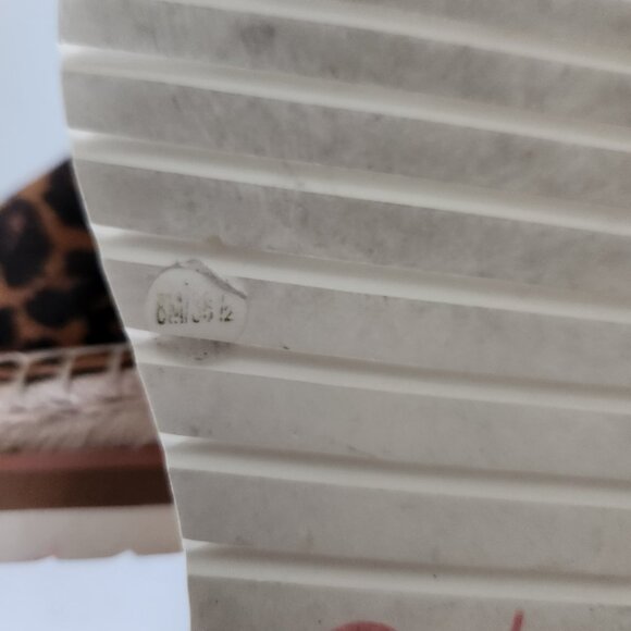 Vince Camuto Binadee Ankle Tie Low Platform Espadrilles Leopard Print Size 8M - Picture 8 of 9